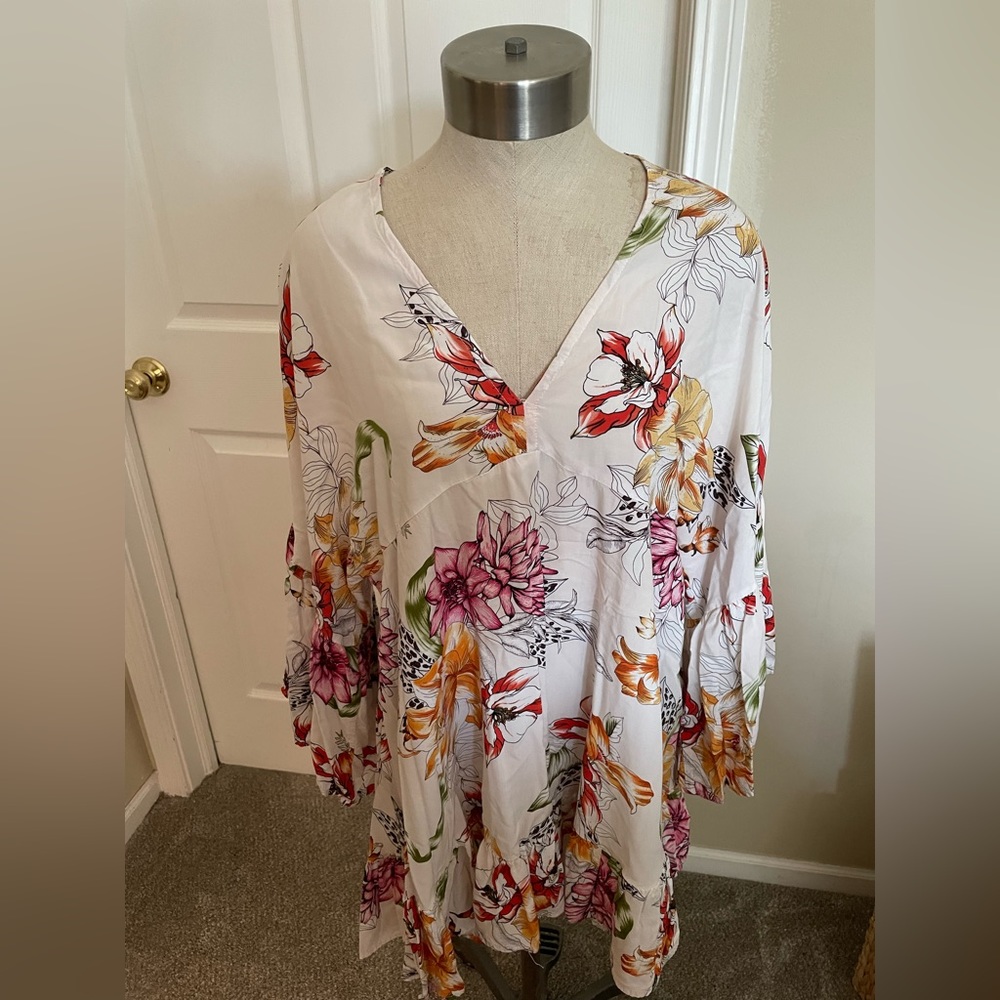Label of Love blouse, size: L, color: white/multi